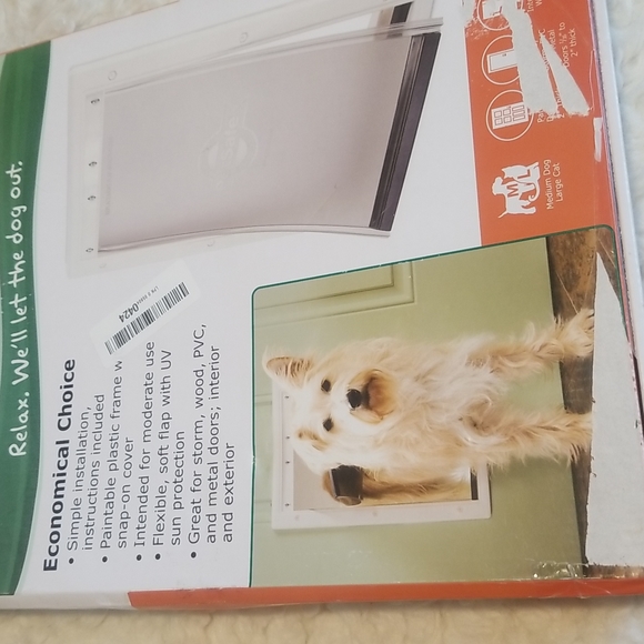 Pet Safe Plastic Pet Door, Dog/ Cat...Medium 1-40 lbs. - Picture 3 of 3